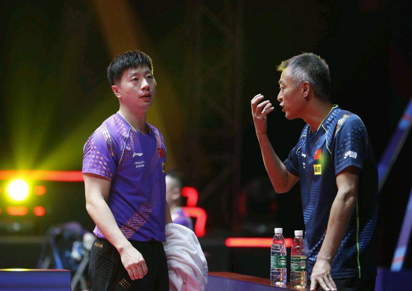 原创两龙相望马龙与孙颖莎都比较的谦逊比赛气质差不多