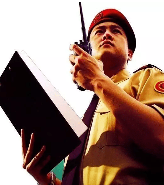 邹康平凡而可爱的保安