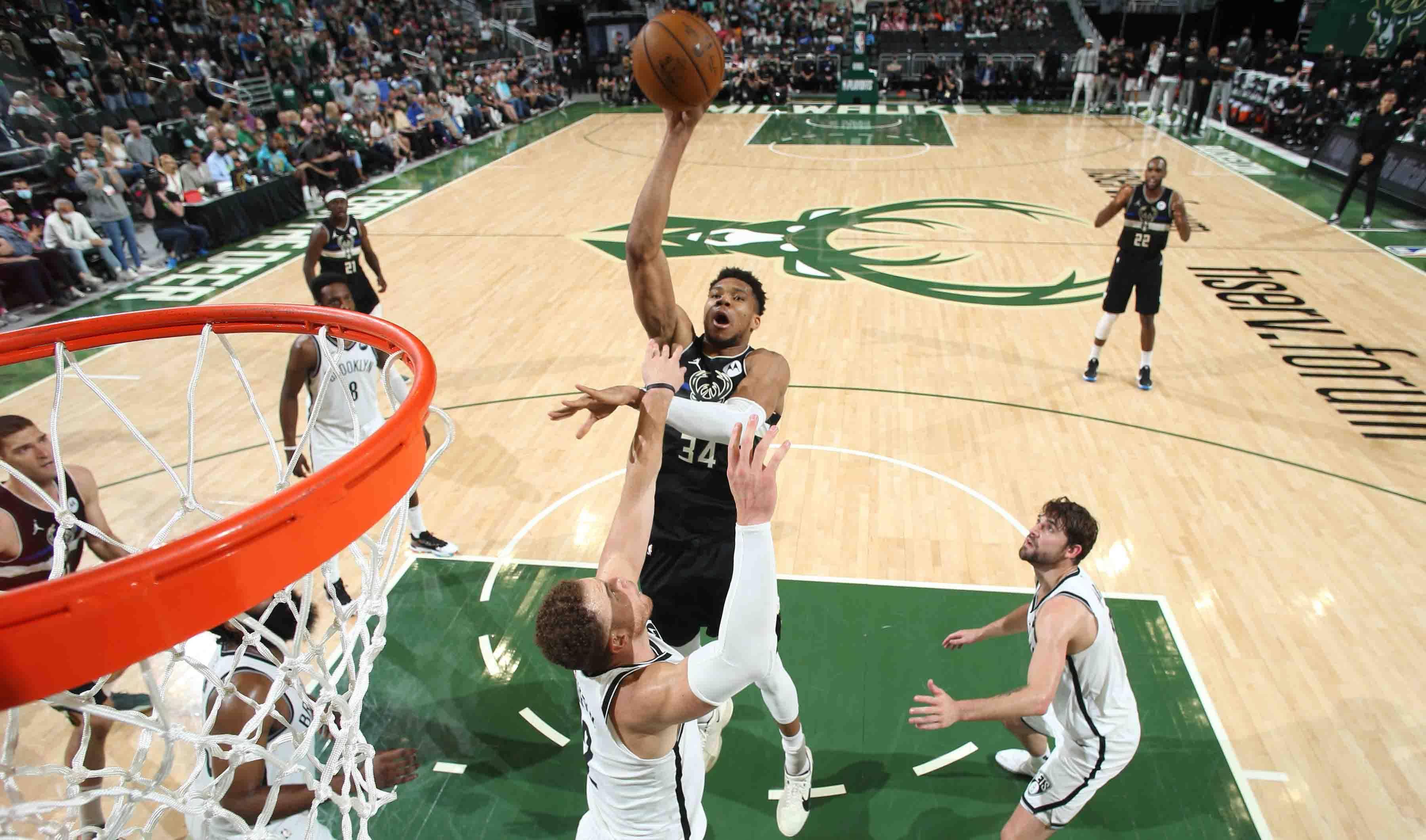 很明显今天雄鹿通过罚球赢得了比赛_篮网