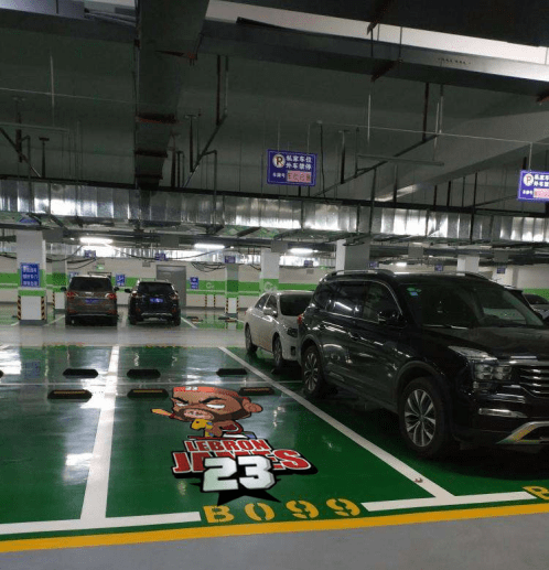 漫呗手绘丨为你打造专属个性化车位_停车场