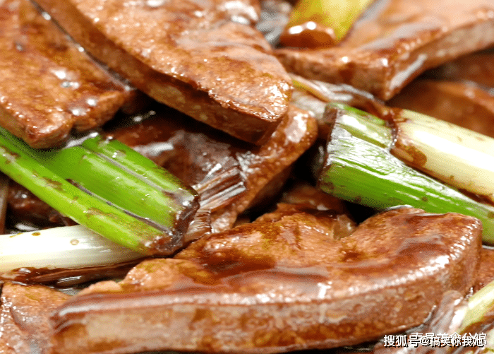 猪肝怎么炒又嫩又好吃的家常做法 be5bdcb9fcf84bb0869a316b45bdcd64.png