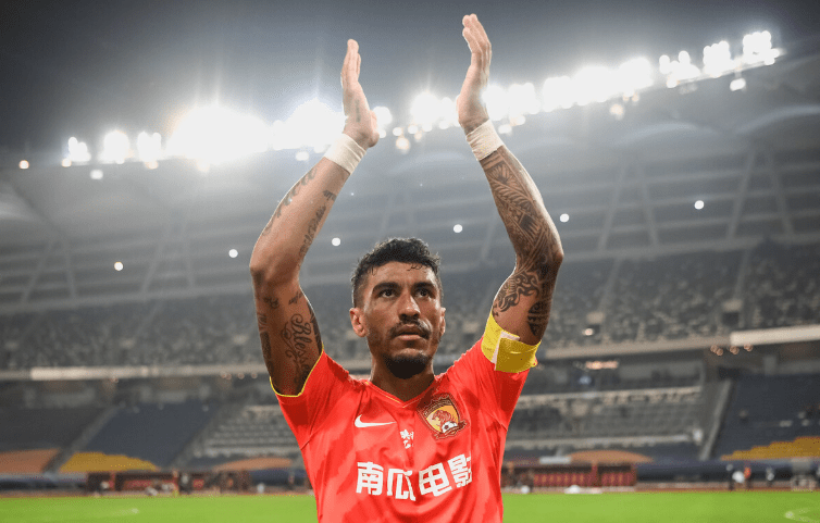 原创保利尼奥走了恒大王朝彻底落幕上港成金元中超的最后一块拼图