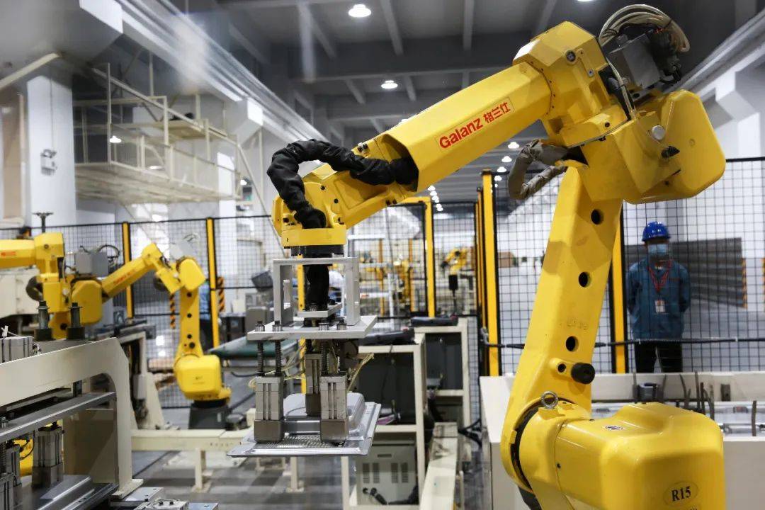 世界首台航天微波炉来自中国格兰仕:科技创新定义行业新高度-家电圈官网