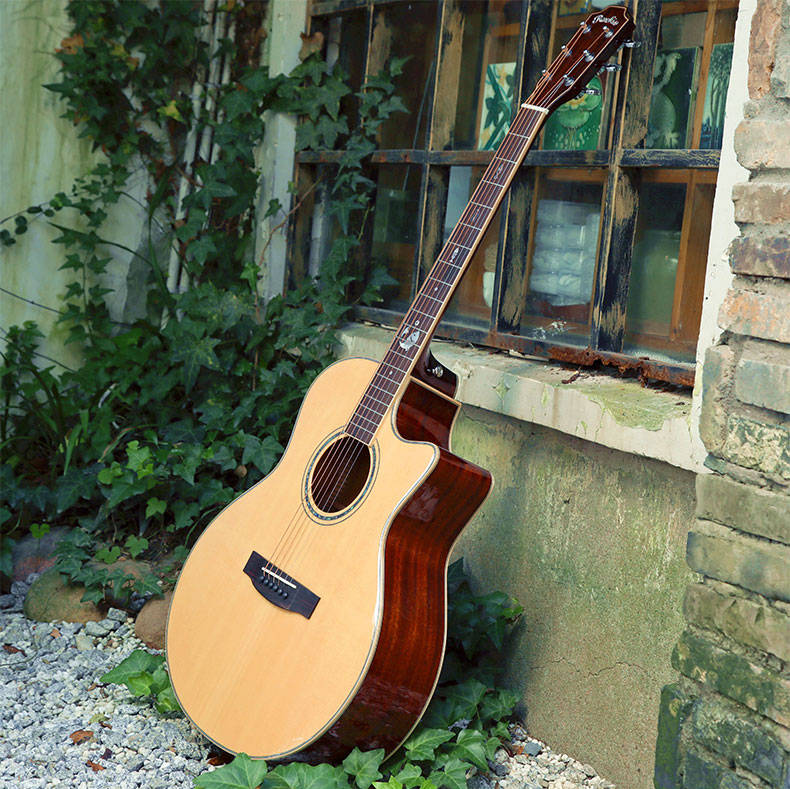 rosekiss玫瑰骑士牵手天猫乐器体验馆共创国产品牌吉他的浪漫主义