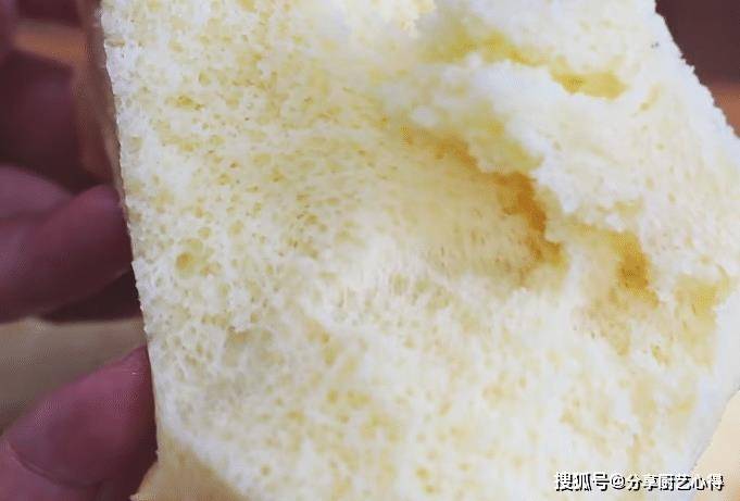 做法|电饭煲蛋糕的好吃做法，分享配方比例，松软不塌陷，比烤的还香