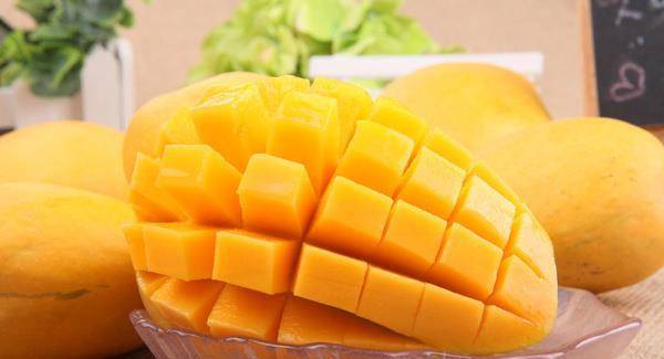 芒果怎么切最好 3984dea2585c4e408422011f045bb903.jpeg
