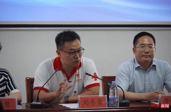 市红十字会党组书记,专职副会长刘冬青表示,红十字会对困难群众恶性