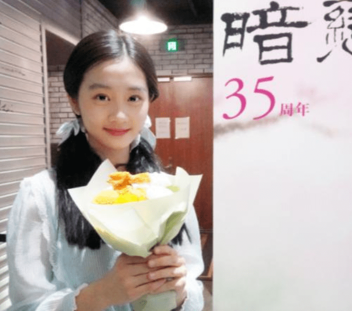 黄磊女儿黄多多,上热搜再次被嘲笑