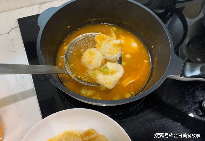 番茄酸甜果做法 94efde41b2664ad58fe1a0a7a5effec5.png