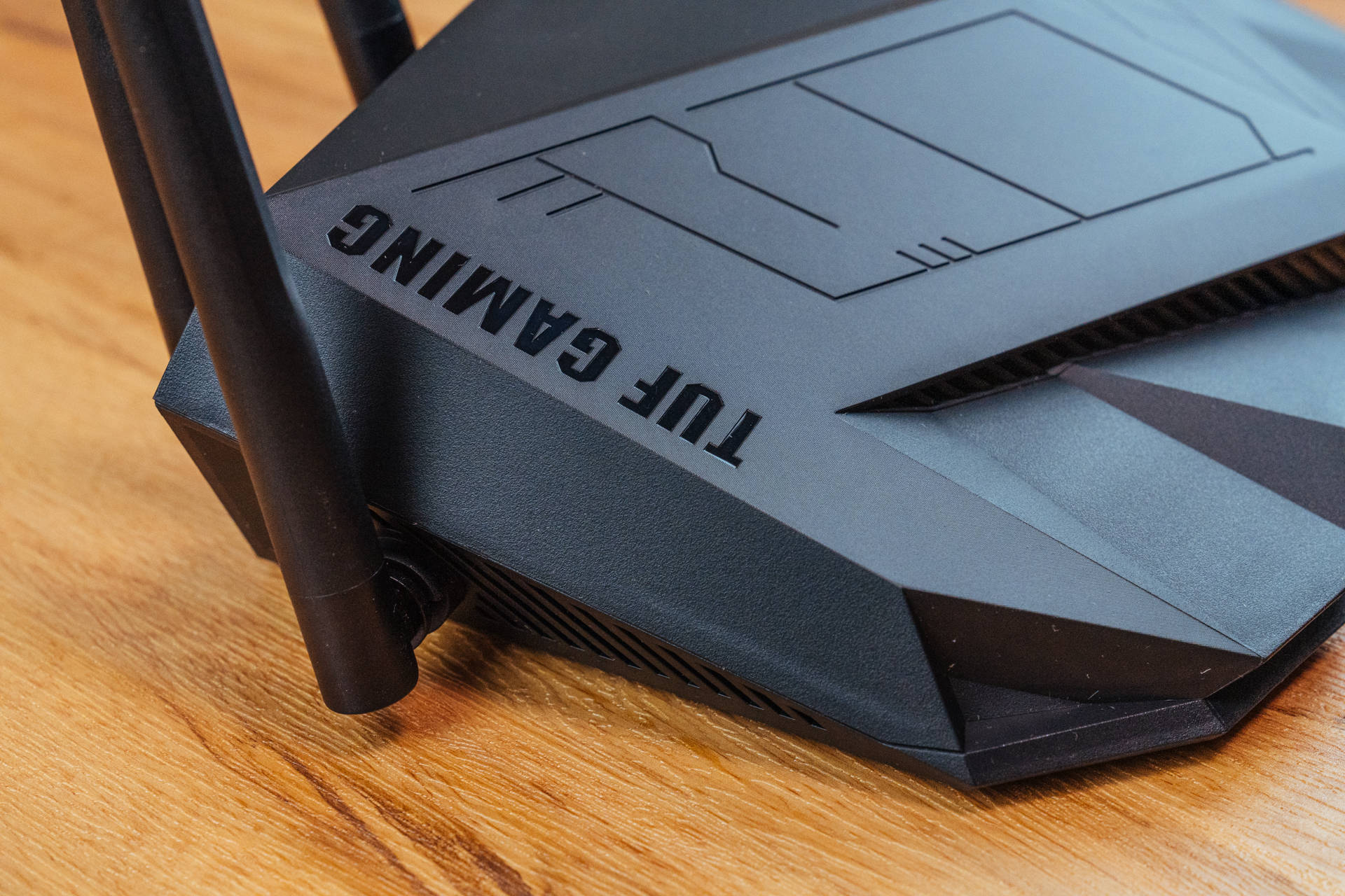 换上wifi6电竞路由器华硕tufgamingax5400评测