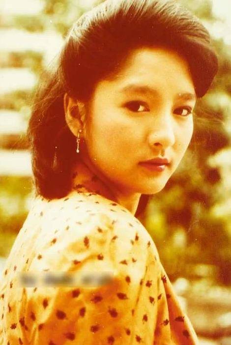 54岁严慧明水浸雪梨甜到入心然而与徐少强的婚姻是一生的痛