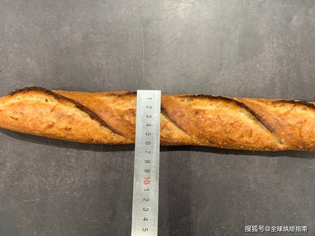 如何用90分鍾製作一隻優質法棍？全新製作工藝分享 熱愛美食 第15张