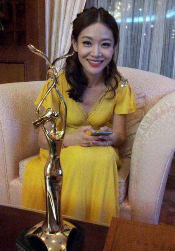 女演员王维维(女演员王维维丈夫是谁)（演员王维维老公）