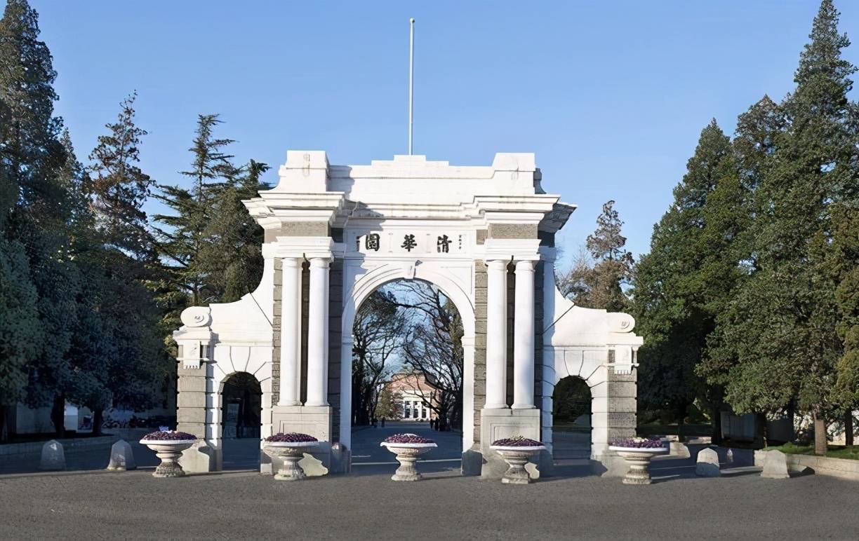 原创曾经4次高考一次复旦一次北大两次清华的考生现状很意外