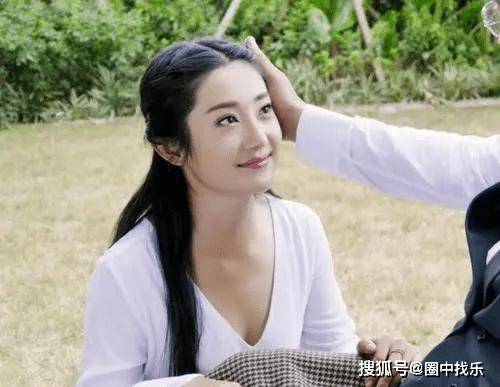 首先对于刘琪奕这位演员,形象还是非常不错的;2.