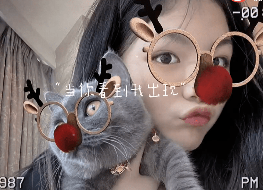 美人|11岁王诗龄身高直逼爸爸，大眼高鼻梁神似李湘，初见美人潜质