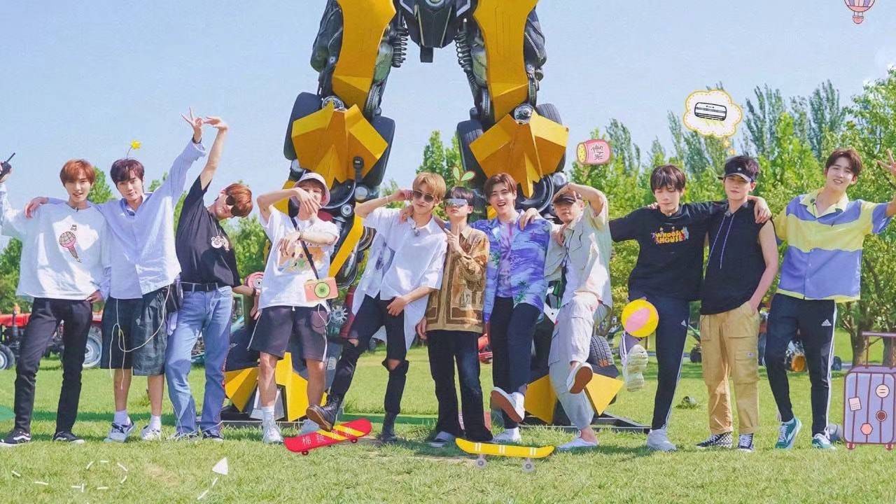 翟潇闻改名时间有玄机,仍保留r1se认证,《天官赐福》或让他大火_时候