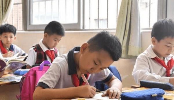 进行|教育部下发重要通知，幼儿园迎来“三个变化”，家长表示如释重负