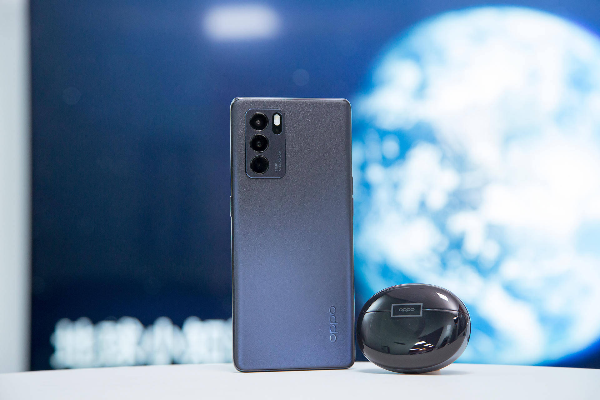 最近在用oppo reno6 pro和oppo的enco free2无线耳机,讲真这多设备的