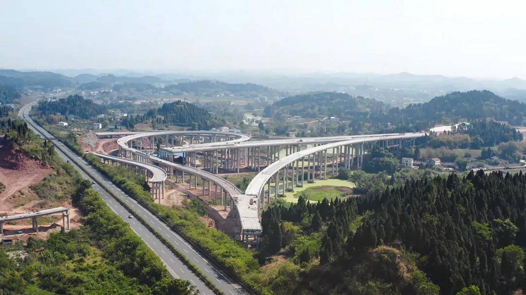 7月9日零时起成资渝高速开始收费