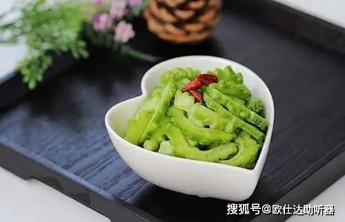 为什么不能吃苦瓜 a1b70911054645dfb1070355a969a5d2.jpeg