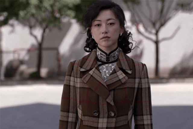 崩溃|《叛逆者》子璐中弹下线，蓝心洁崩溃，最终结局惹人泪目