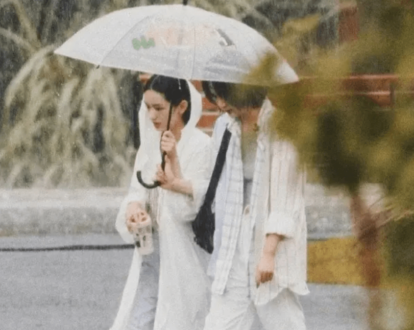 常客|《中餐厅5》飞行嘉宾曝光，本以为只有赵丽颖，不曾想闺蜜也来了