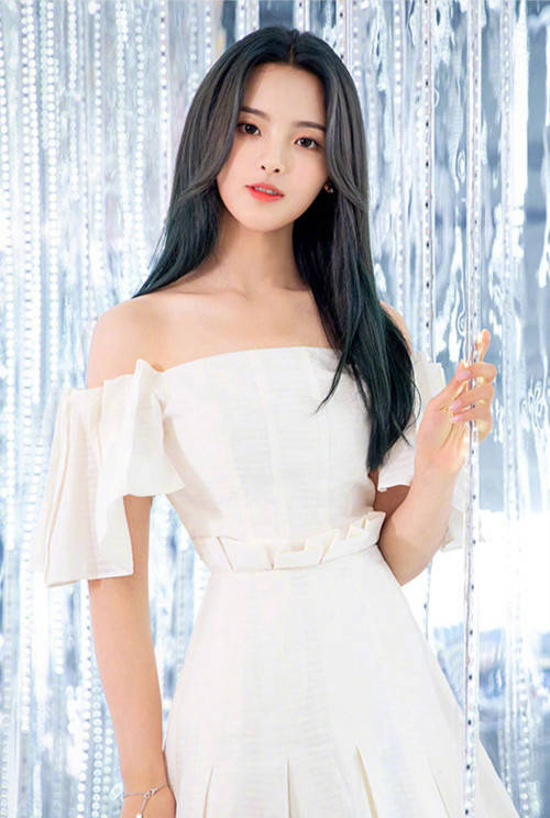 小白|小白裙帮你清凉一夏，欧阳娜娜baby气质惊艳，张子萱林允儿太甜美