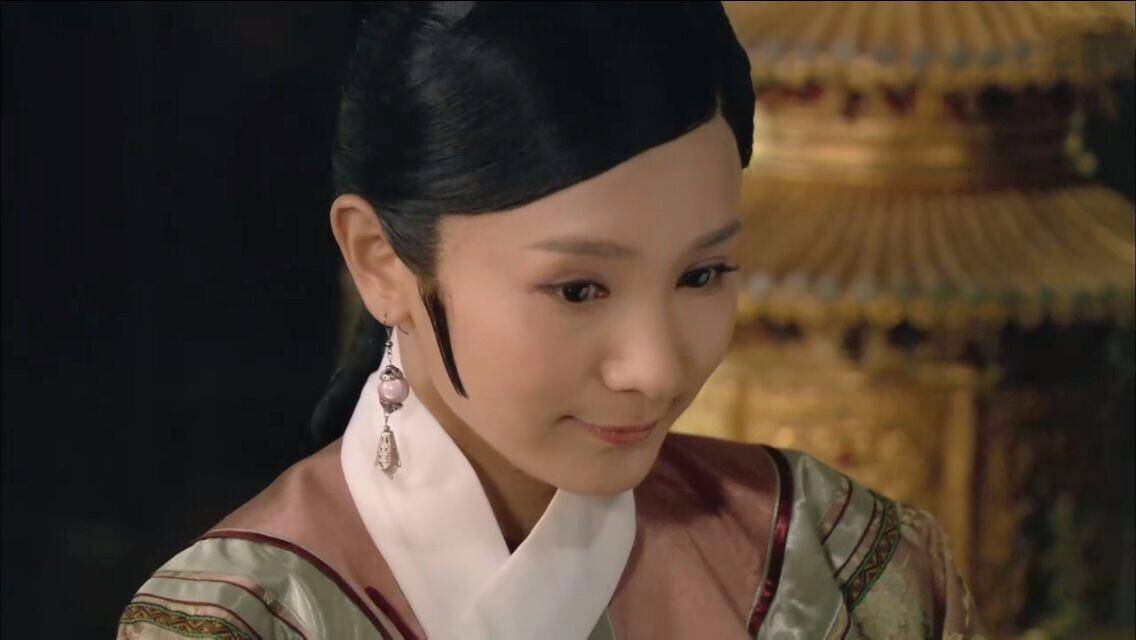 华妃不知,为何颂芝端水时皇上就迫切想宠幸她?可安陵容知道