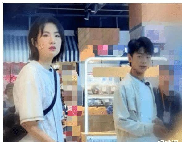 家乡|《中餐厅5》定档后，老成员赵丽颖携好友回归，这一季真不缺话题