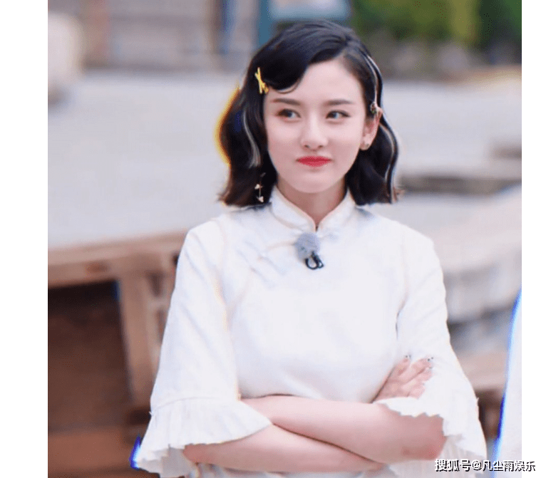 兄弟|《奔跑吧》预告曝光，孟子义上演清纯女学生，谁料杨颖颜值更心动