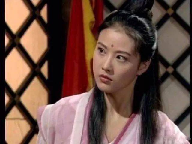 一身|不戴头饰仍让人惊艳的10大古装女神，杨幂似圣女，周迅美如精灵
