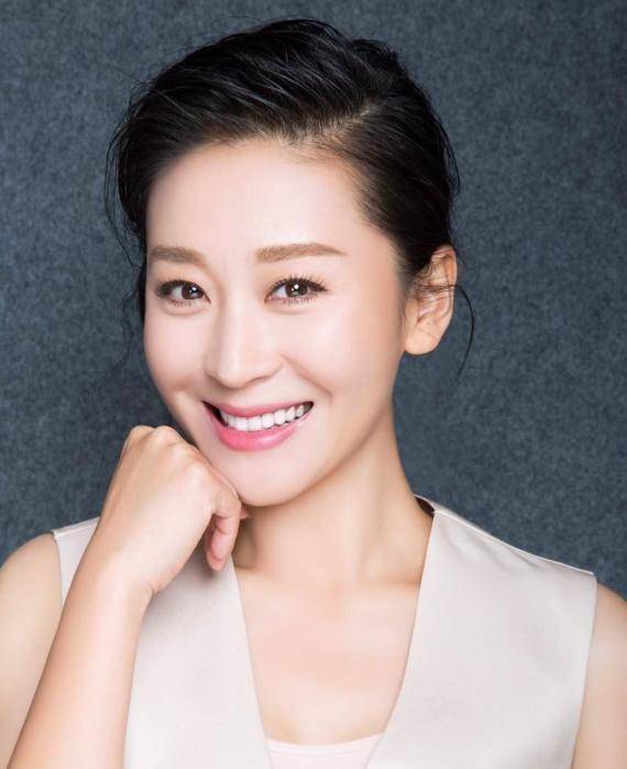 因为|金瀚原来是她的“儿子”？隐藏的真够深，网友：难怪这么优秀！