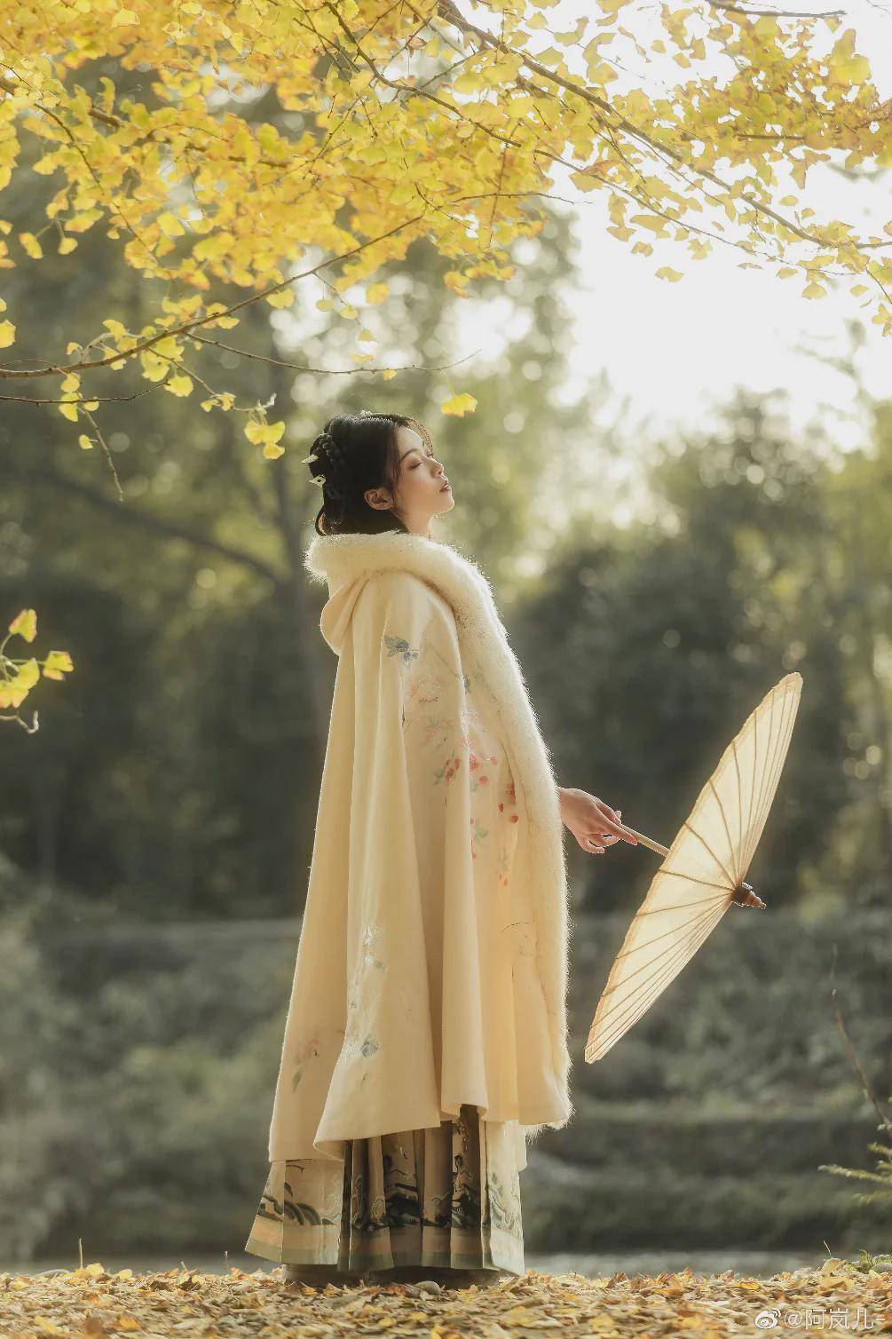 仙女|汉服小仙女:风吹一片叶,万物已惊秋