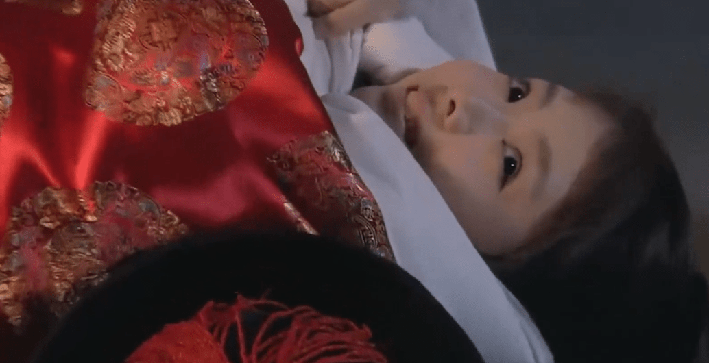 甄嬛传难怪淳儿初次侍寝时笑咯咯的你看她母亲在家教了啥