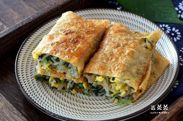 包子|早餐来点新鲜的，卷一卷煎一煎，皮薄馅大，比包子馒头好吃，真香