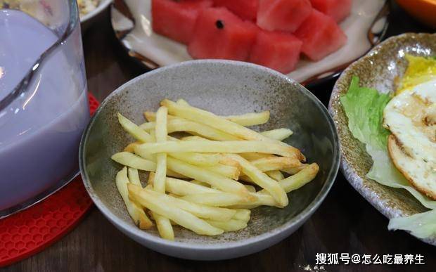 美食|放假了,孩子的早餐愁坏大人,我20分钟凑一桌,简单可口