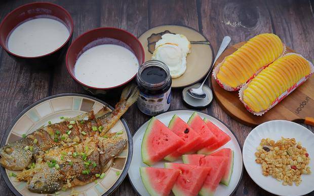 显示|研究显示：娃是否固定吃早餐，有30到50分的成绩差距，妈妈要上心