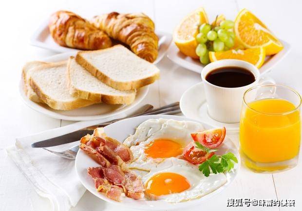 小孩|小情侣的极简早餐走红，无油烟不用锅，注重养生的年轻人不多了