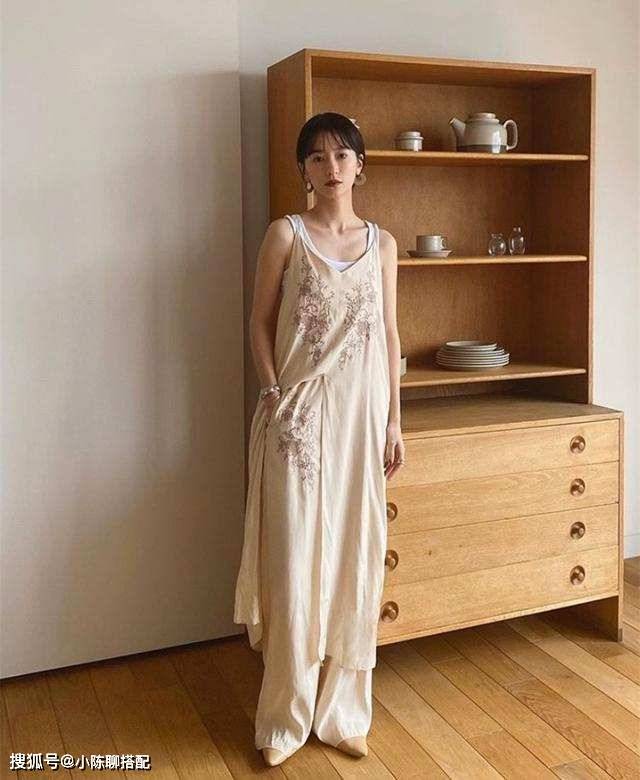颜色|“混搭”和“乱搭”的界限在哪里？避免混搭显土，要谨记这3招
