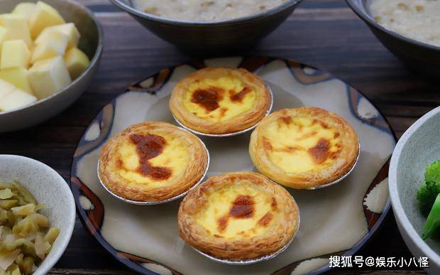 时间|小朋友的早餐在家吃,赚大了,外面一份蛋挞就几十,还没家里丰盛