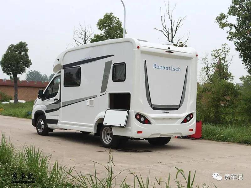 精致小额头800ah锂电和200l清水箱实拍罗曼特斯t50房车