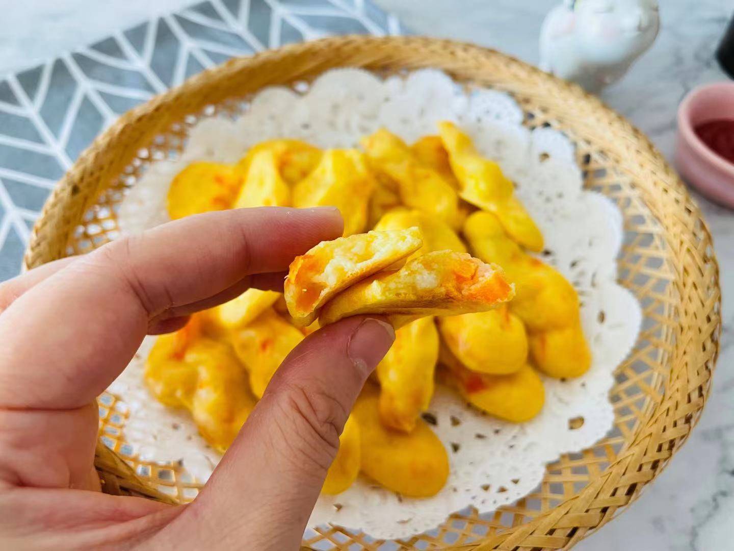 手指|天热嘴馋又怕长胖,试试这种无糖无油的小零食,简单3步香甜好吃