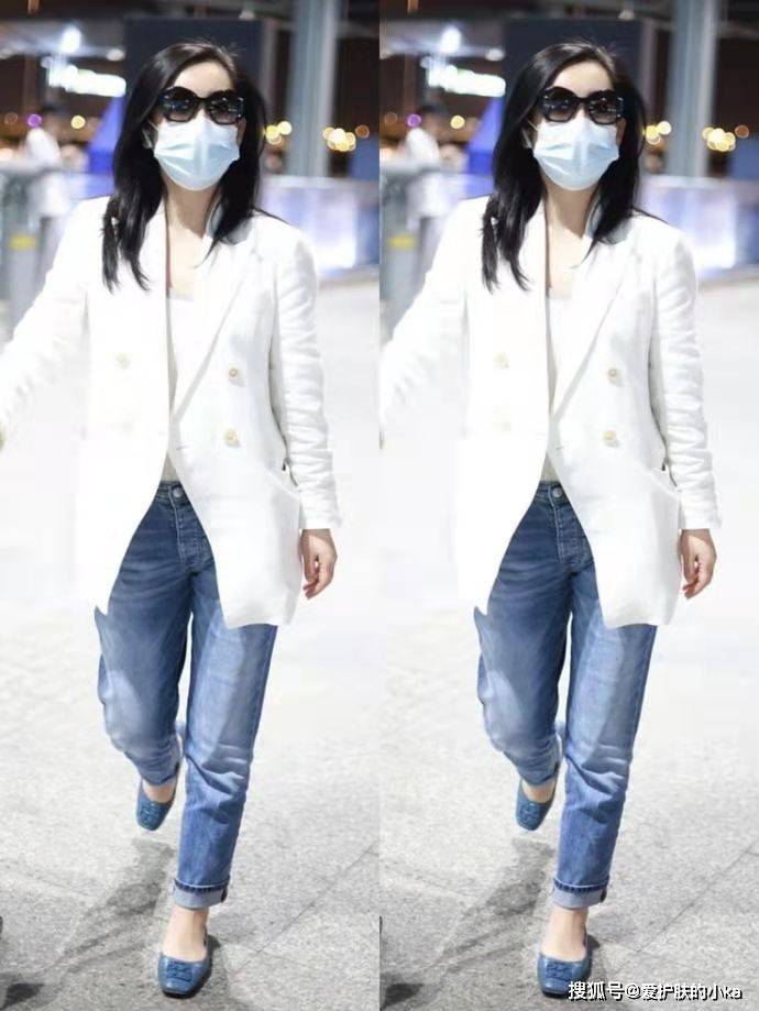公主|秦海璐被老公宠成公主，穿牛仔装洋气，皮肤粉嫩减龄得不像42岁