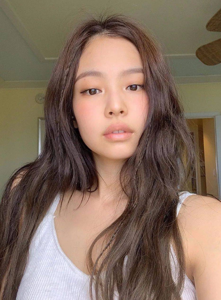 丝带|3款绝美的夏日扎发，扁头大脸女生快来学！