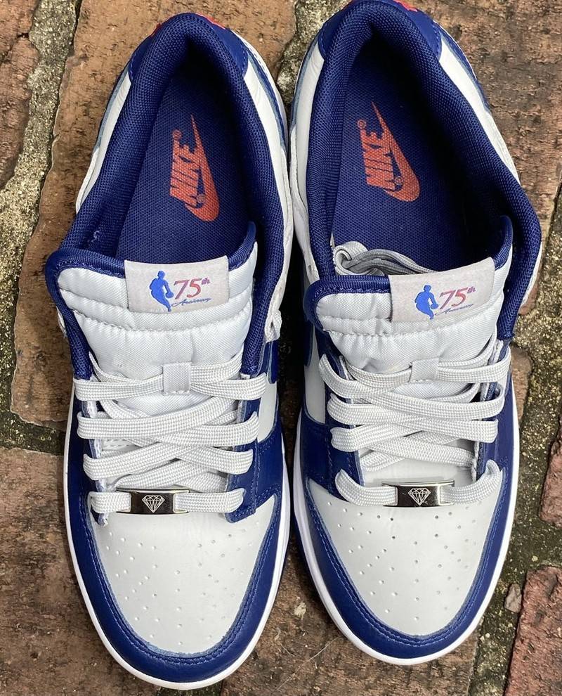 皮革|75 周年联名又曝新配色！「篮网」Dunk Low 看完直呼爷青回！