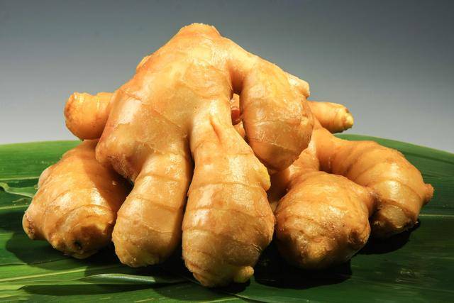 生姜怎么保存时间长不会烂 07cb864d641344a6a050fdbd5009ed85.jpeg