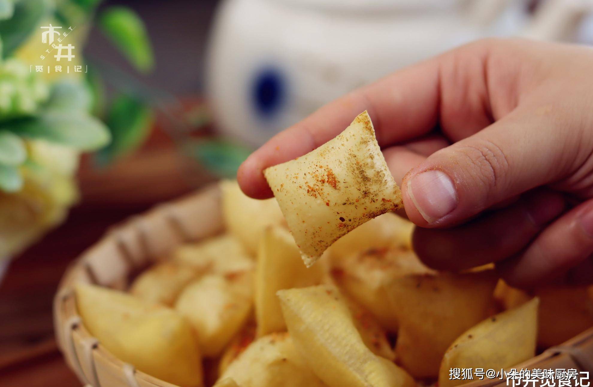 成本|最近超火的“烤豆皮”零食，1块钱成本做一堆，薄如纸片酥脆焦香