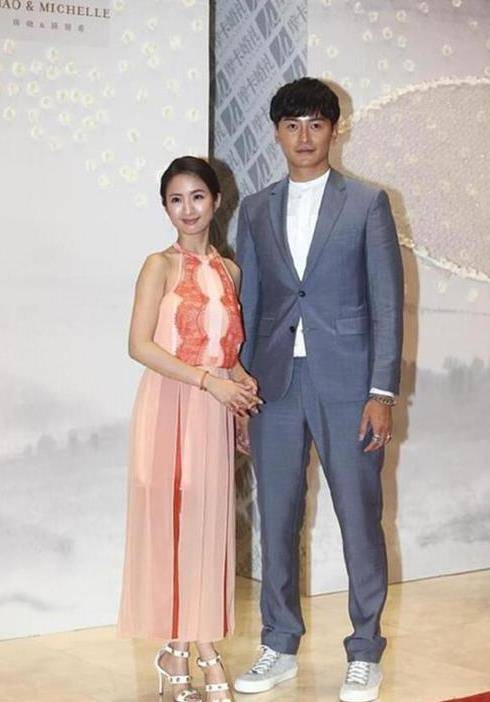 设计|“恶作剧之吻”男女主同台,林依晨一袭长裙可爱模样依旧不减