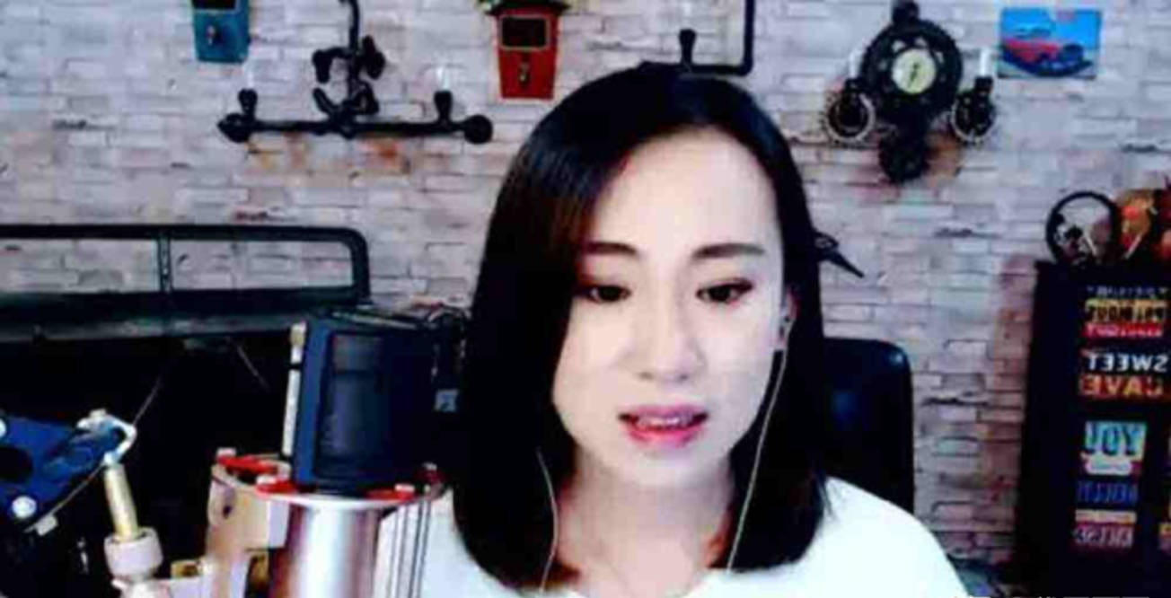 山上美女唱歌 254a76e6e62f41ee85fa3b26d6aad55e.jpeg